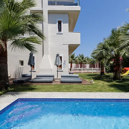 Eva & Dimitrios Villas, Captivating Oasis With Pools & Bbq, By Thinkvilla Pánormos